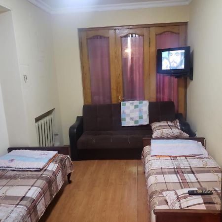 Intercity Hostel Батуми Екстериор снимка